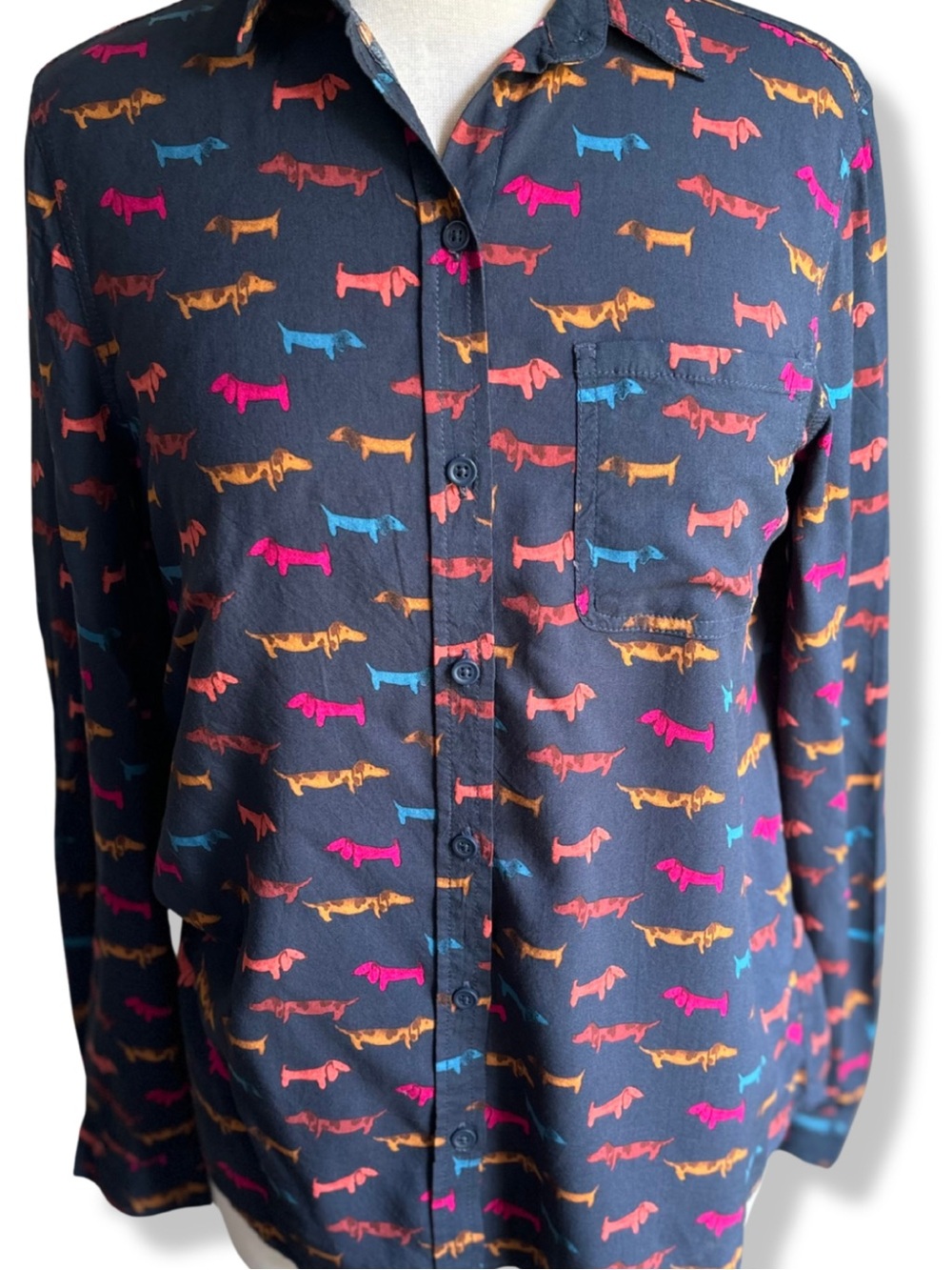 BeachLunchLounge Dachshund Dog Print Button Down Shirt Small Petite